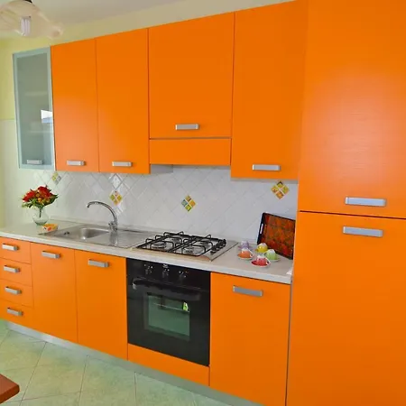 Ginestra 6 Apartment